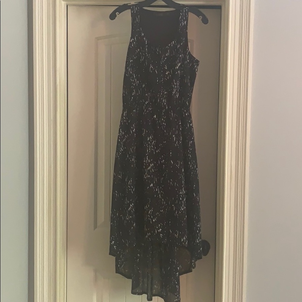 High- low black and white dress